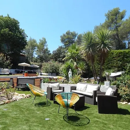 Grande Avec Piscine Et Proche De Montpellier Et Des Plages ヴィラ *